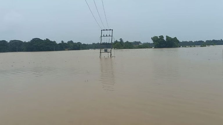30,000 Lives Disrupted but Floods Now Under Control