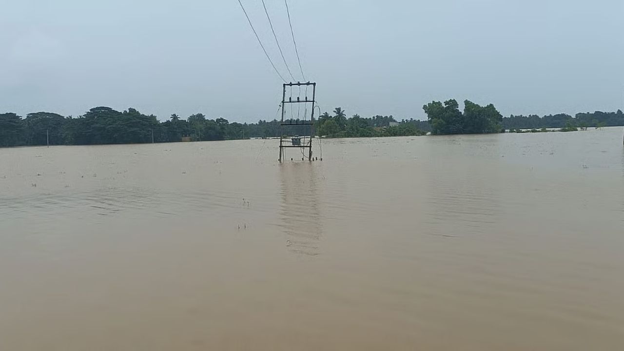 30,000 Lives Disrupted but Floods Now Under Control