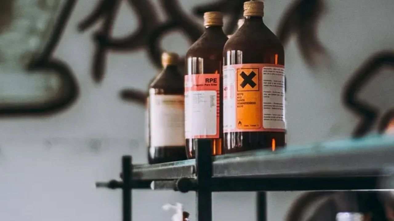 Man Consumes Poison After Police Inaction