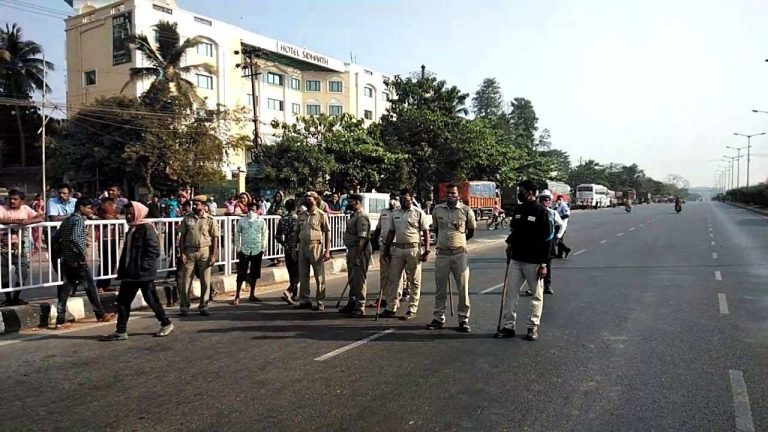Odisha Bandh Brings Bhubaneswar-Cuttack