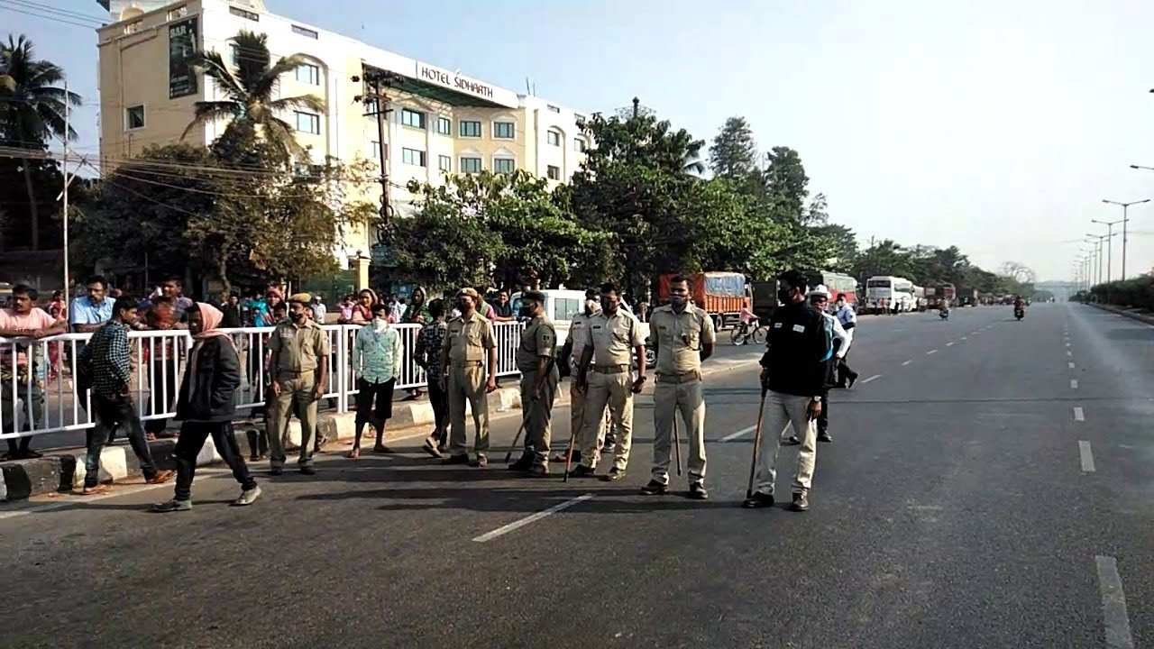 Odisha Bandh Brings Bhubaneswar-Cuttack