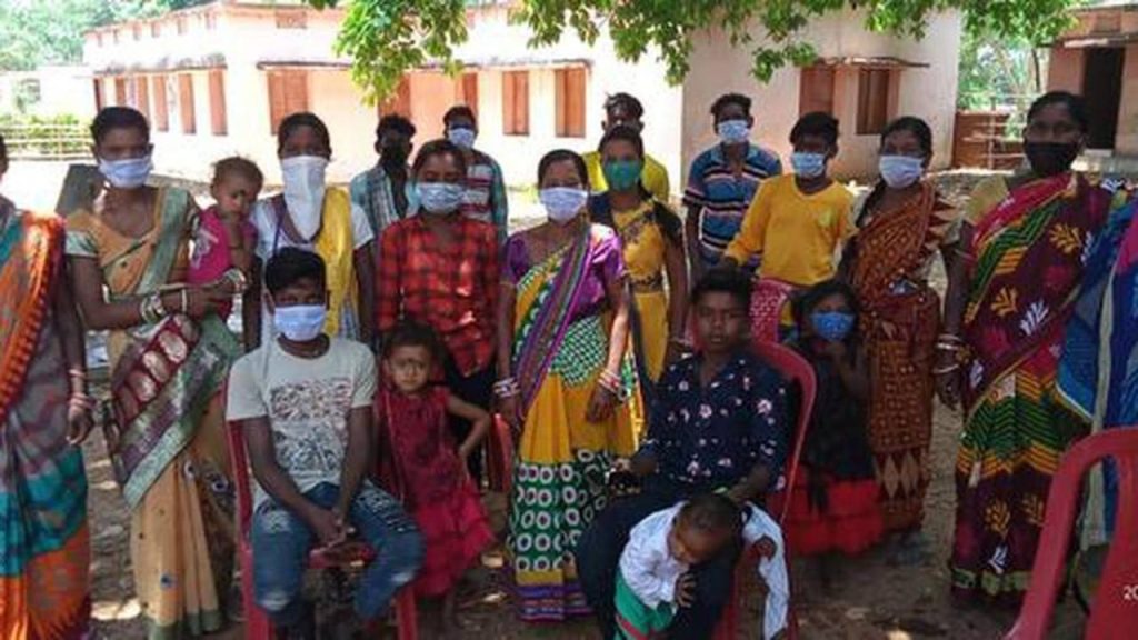 Odisha Detains Over 200 Bengali Migrant Workers; TMC Alleges Illegal Detention 1 Odisha Detains Over 200 Bengali Migrant Workers