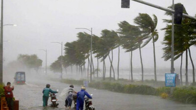Alert as Heavy Rainfall and Waterlogging Threaten City