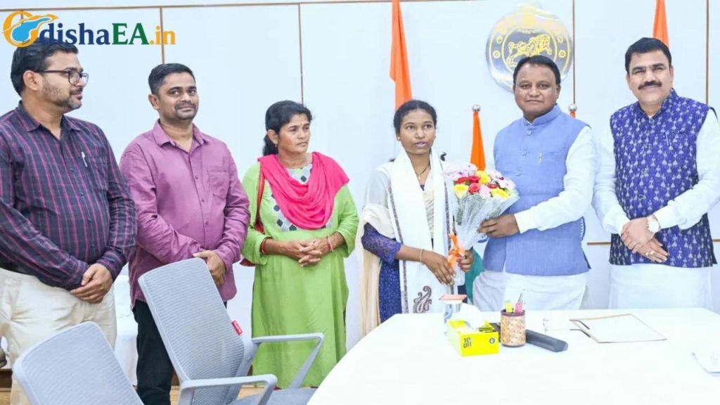 Destiny Shaped by a Teacher: The Story of an Inspirational Educator in Odisha 1 Destiny Shaped by a Teacher