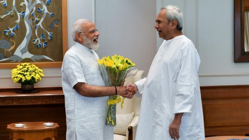 PM Modi Reaches Out to Naveen Patnaik