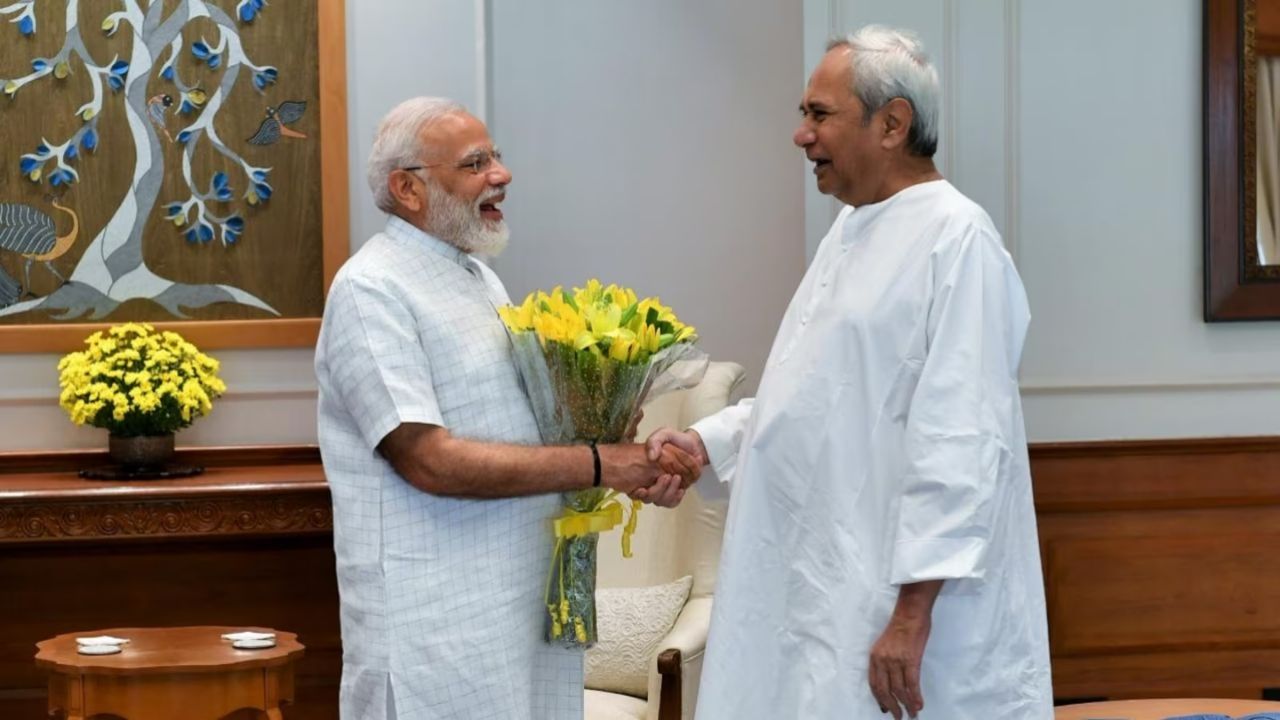 PM Modi Reaches Out to Naveen Patnaik