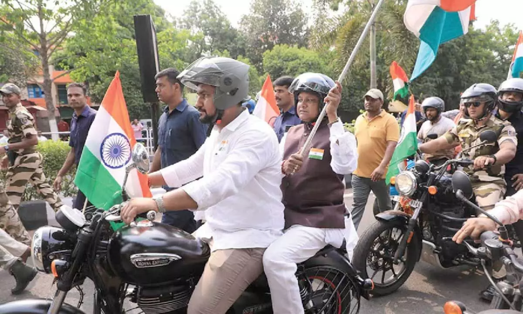 CM Joins Grand Tiranga Yatra in Cuttack