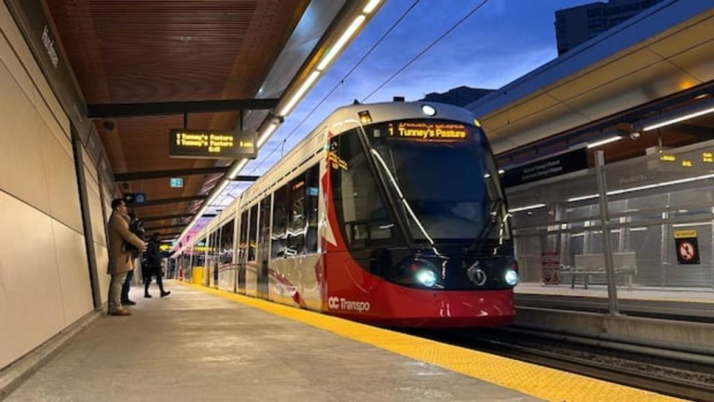 Ottawa’s Budget Nightmare Returns; Transit Deficit Deepens in 2025 With No End in Sight 1 OC Transpo light rail train at a station in Ottawa