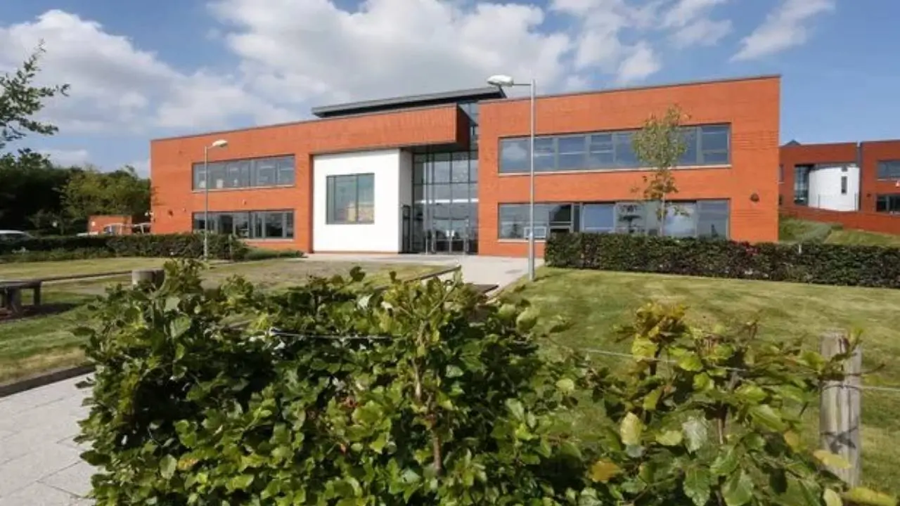 Oakwood Academy