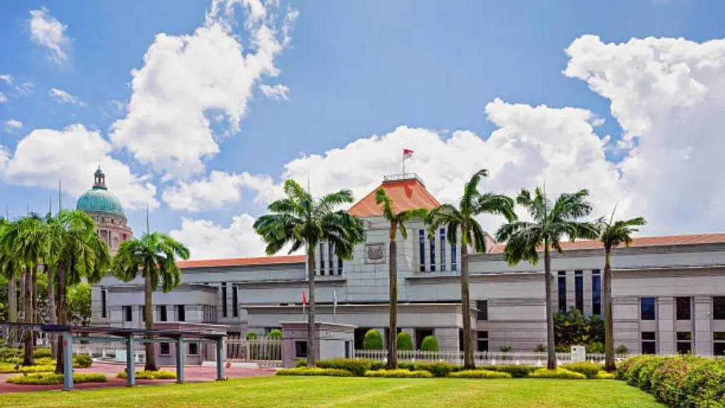 S$700 Bonus for Singaporeans in 2025; Eligibility Criteria & Payment Schedule 1 S$700 Bonus for Singaporeans in 2025